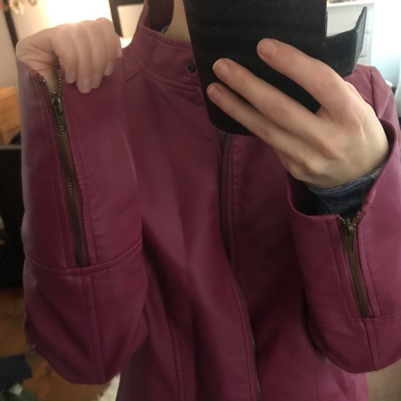 Last Chance Pink Leather Jacket - Picture 4 of 7